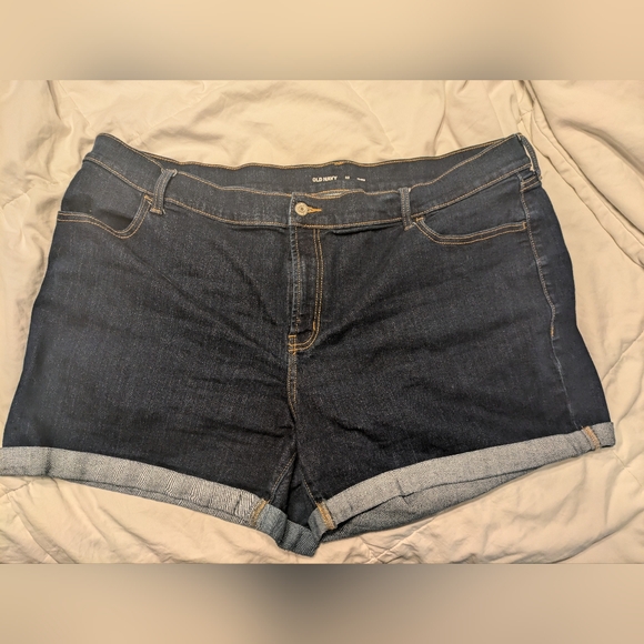 Old Navy Jean Shorts Size 22 - Picture 1 of 5